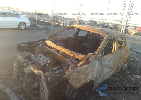 2020 Jeep Compass Altitude 4X4 z USA, uszkodzony, nr VIN 3C4NJDBB2LT116140